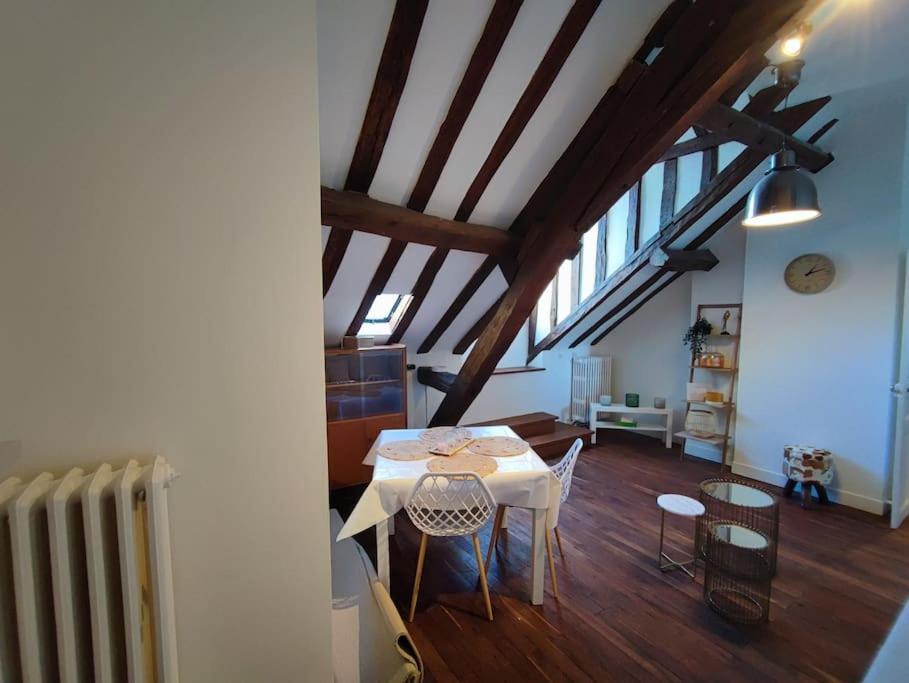 Magnifique Appartement Beaux Arts Tours Exteriör bild